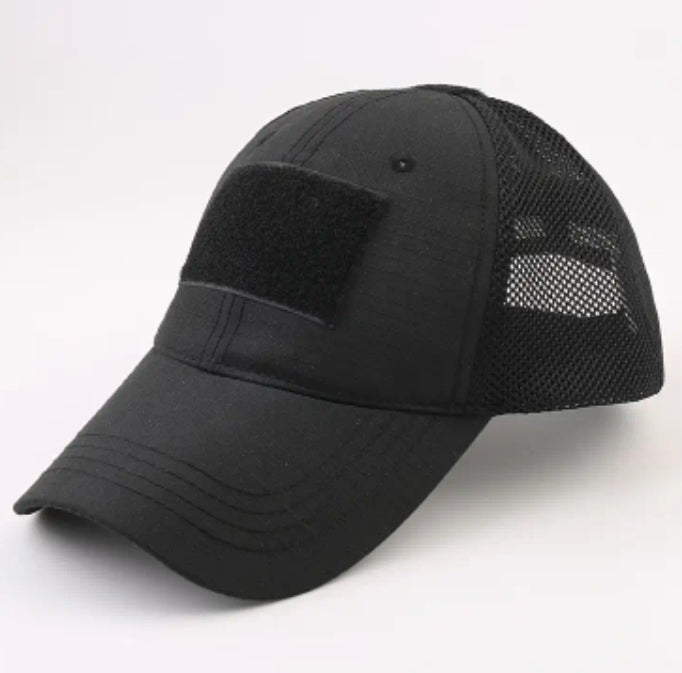 Шапка с козирка (Black)